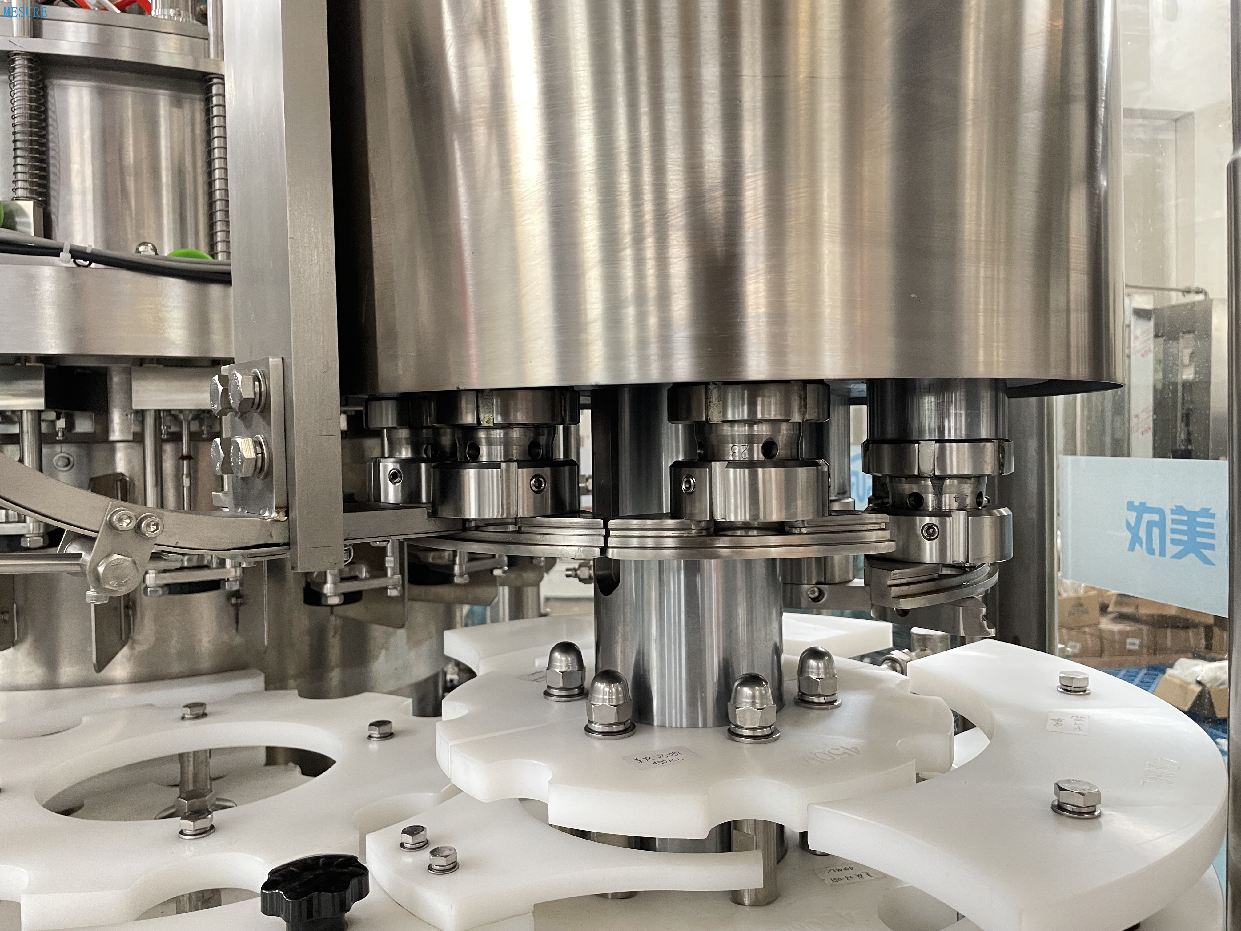 Automatic Precision Glass Bottle Carbonated Beverage Filler Filling Machine line