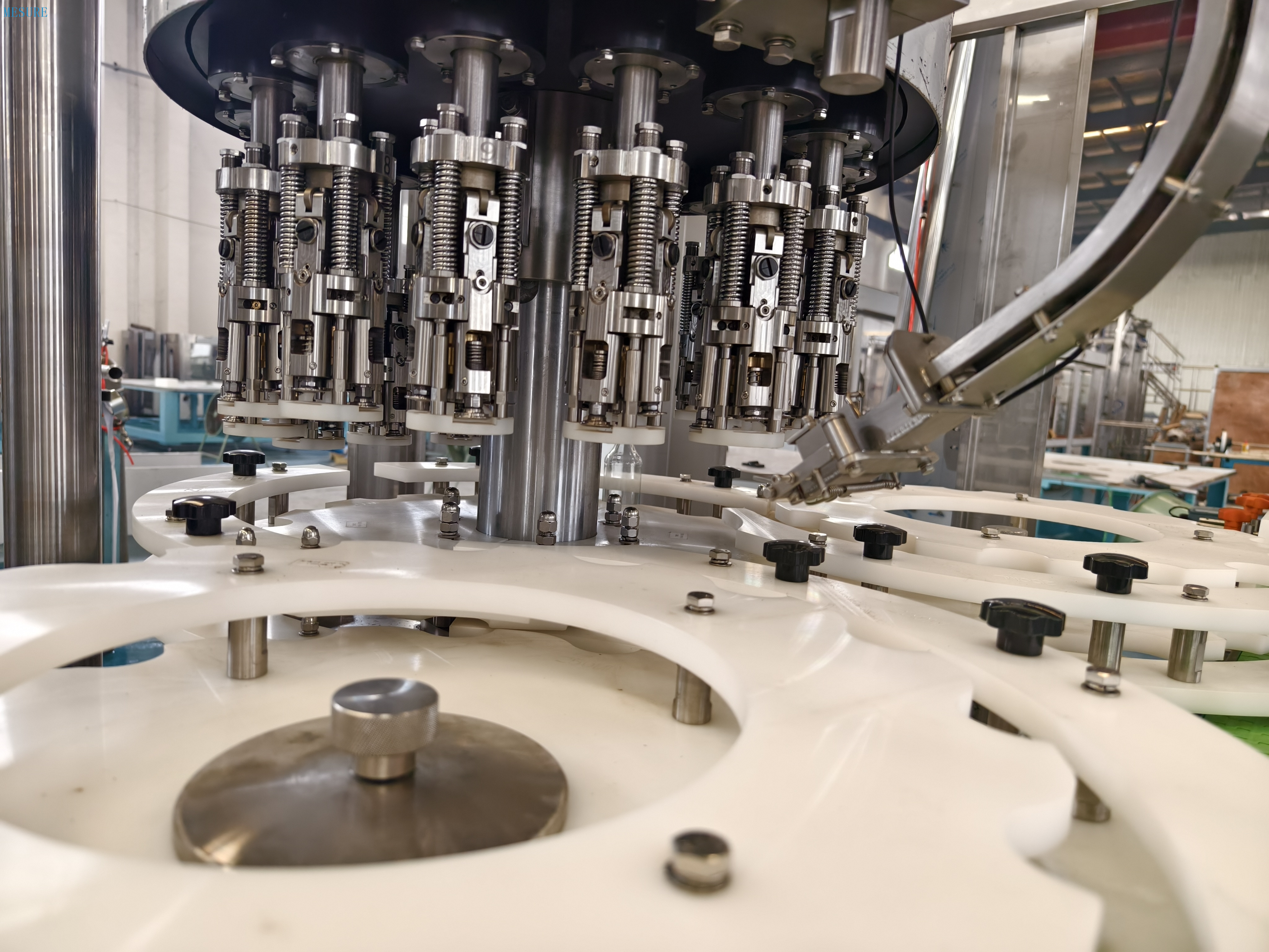 Glass bottle liquid water filling machine/ Water production line