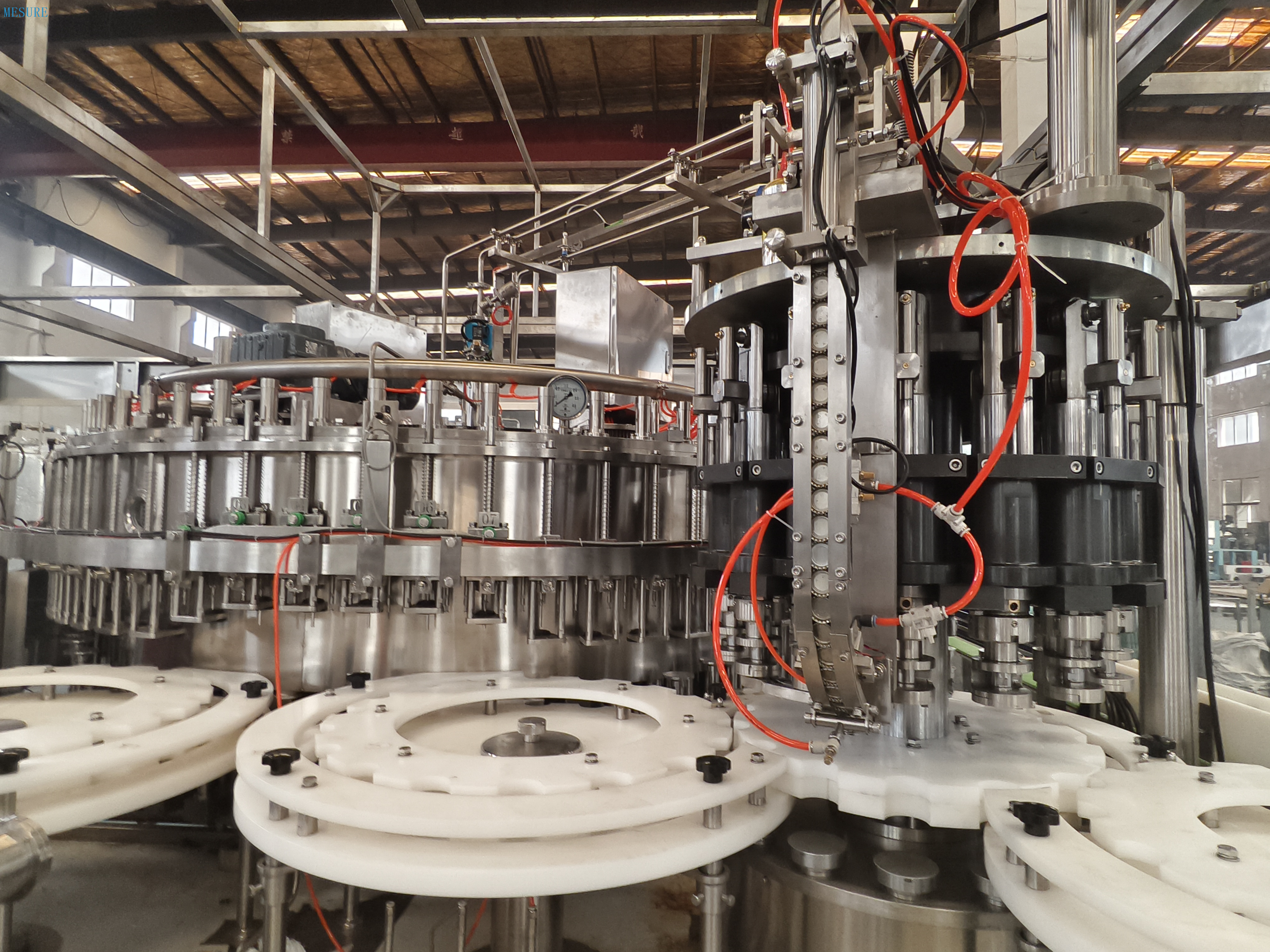 Efficient Glass Bottle Sparkling Carbonated Drink Filling Line Machinery