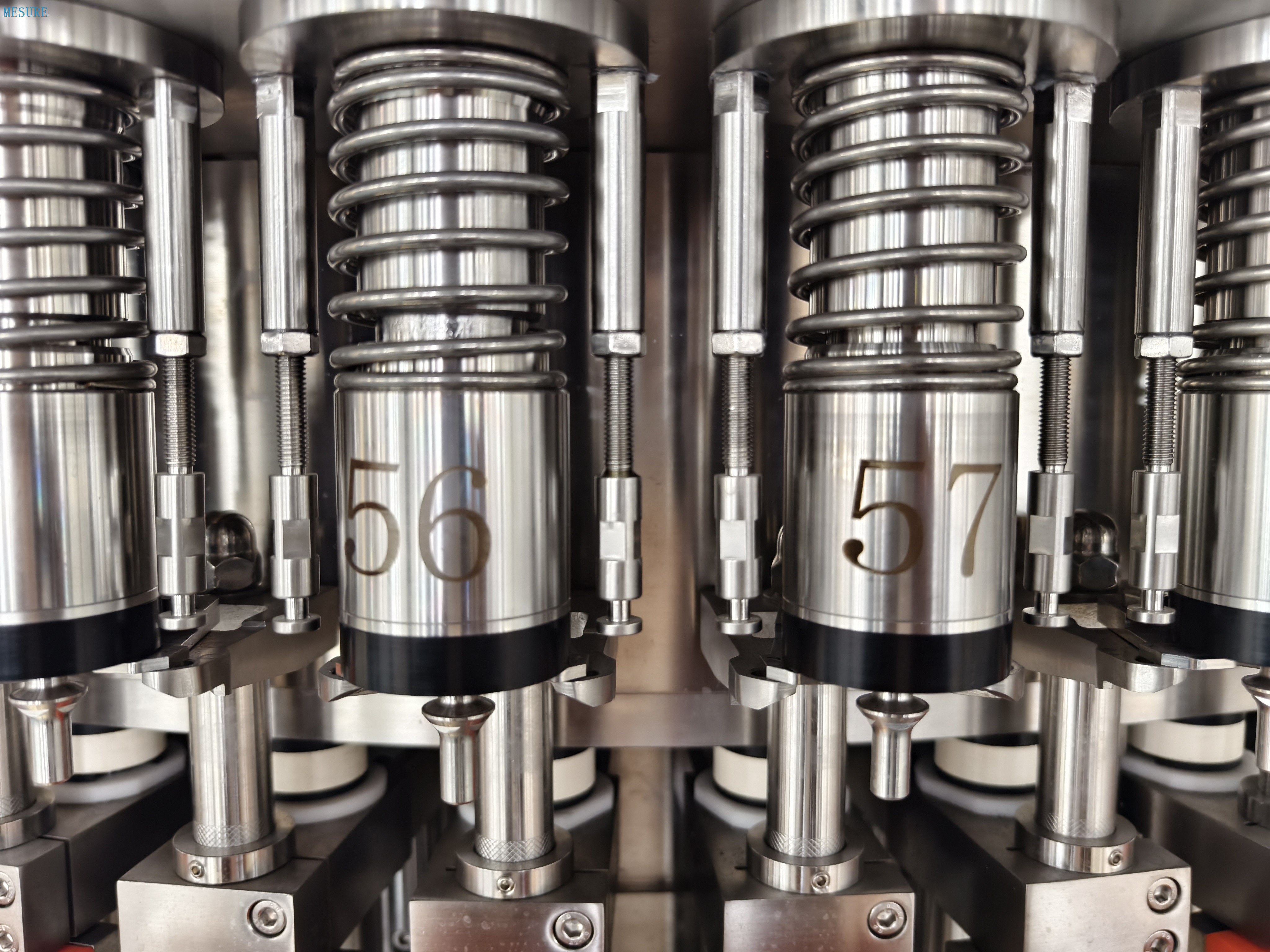 High Output PET Bottle Filling Machine | Blow-Fill-Cap Combi Machine for Water & Liquids, Cost-Efficient Line
