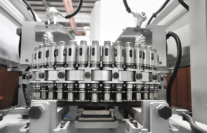 ROTARY BLOW MOLDING SYSTEM