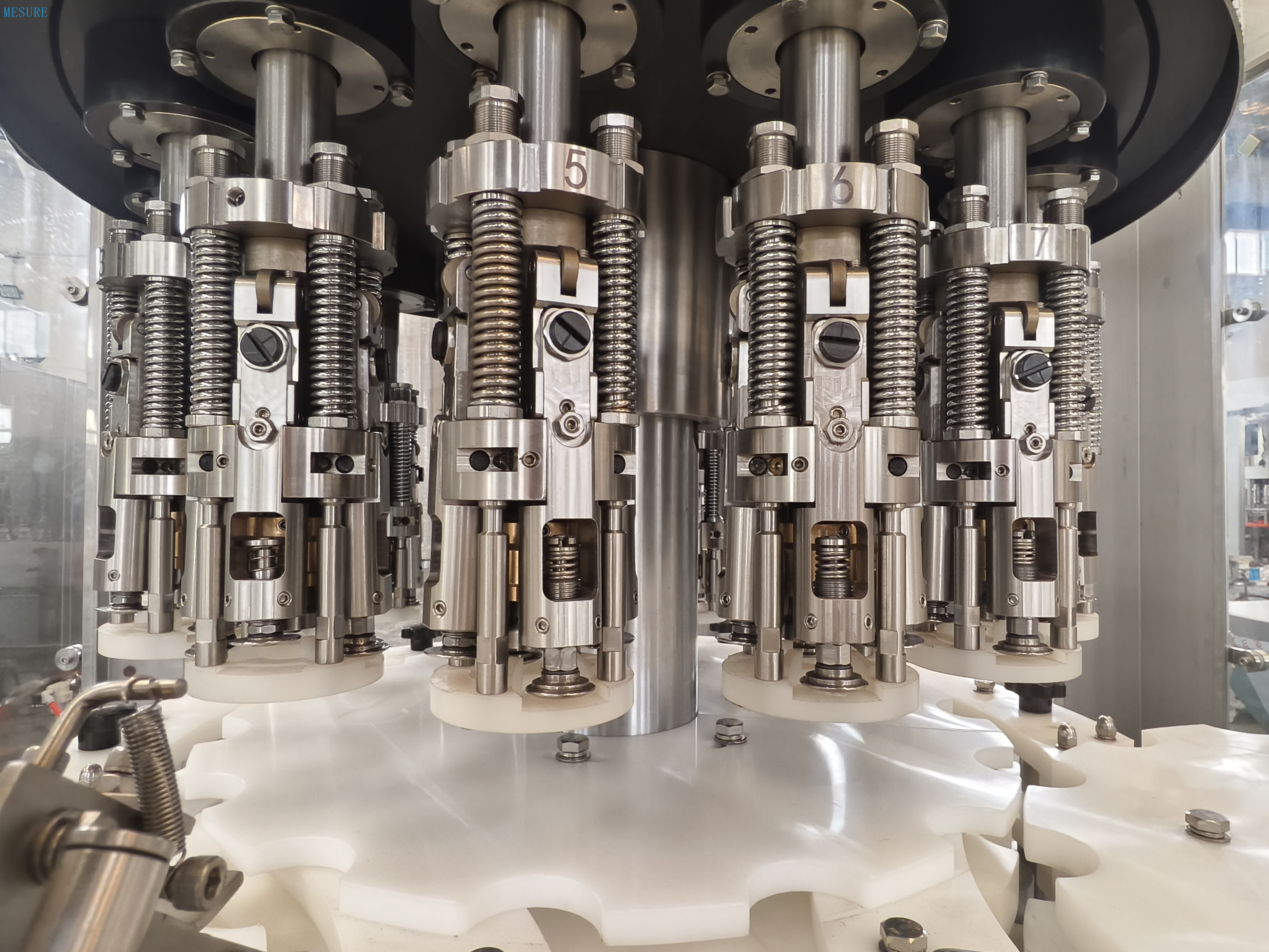Rinsing-Filling-Capping 3-in-1 Glass Bottle Juice filling Machine
