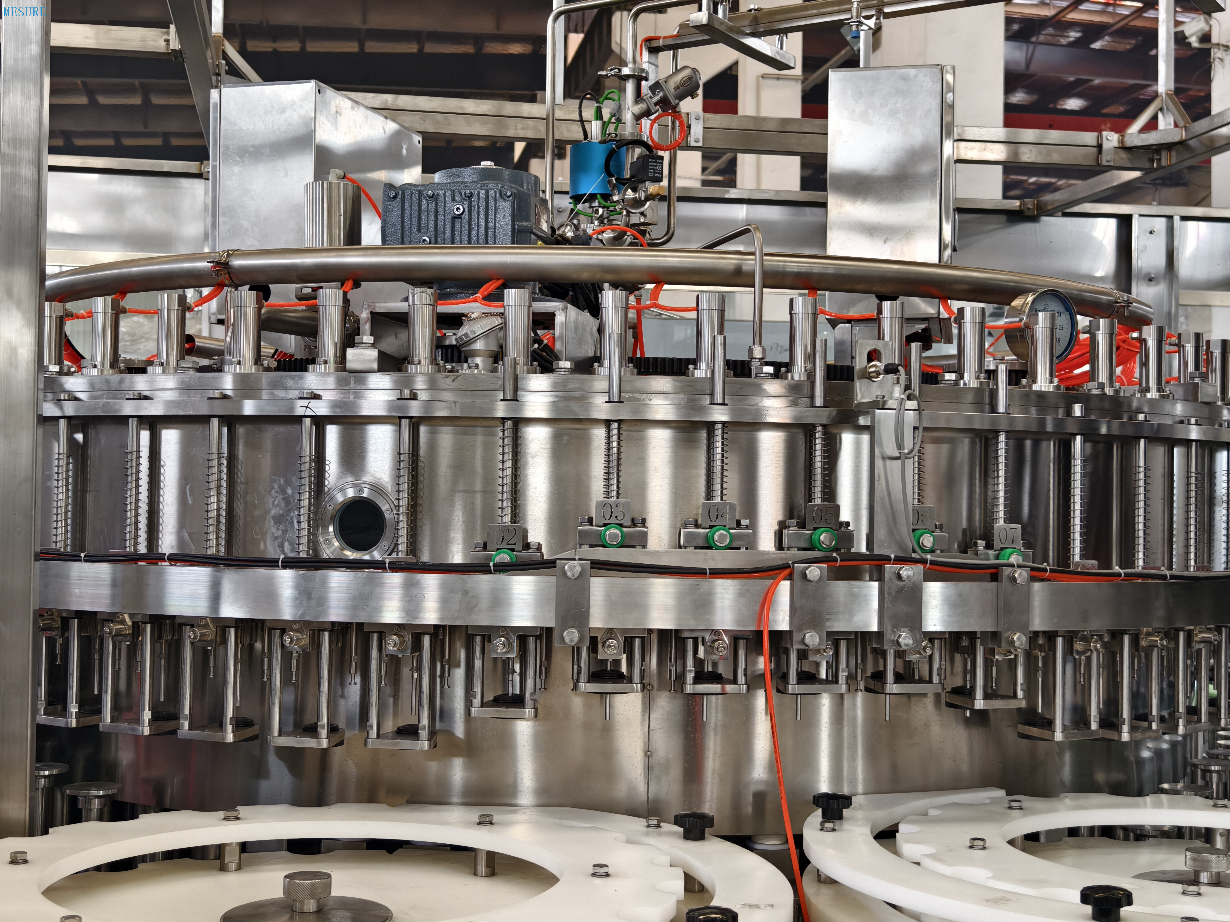 Efficient Glass Bottle Sparkling Carbonated Drink Filling Line Machinery