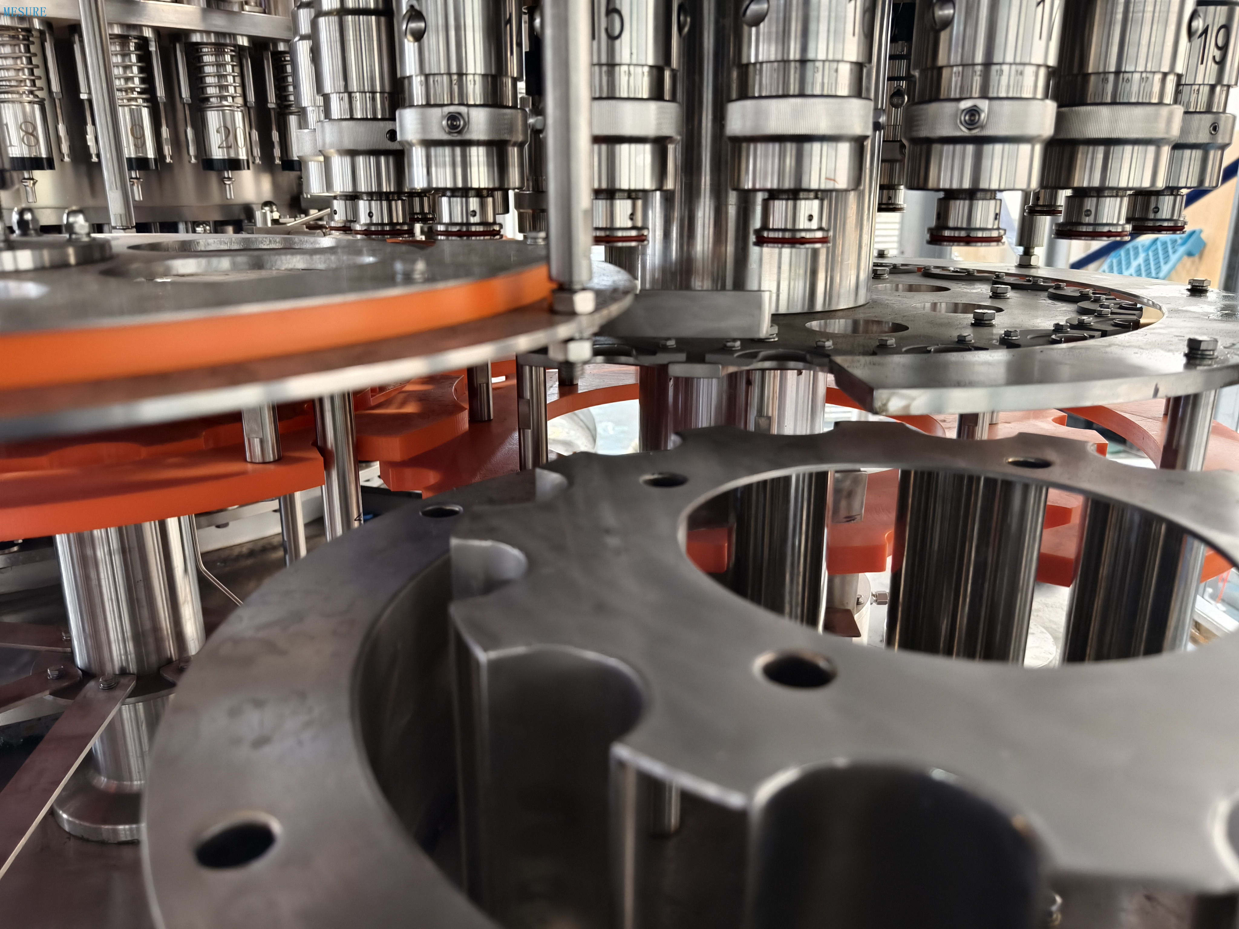 Carbonated Drink Line: Blowing-Filling-Capping Combi Machine | Custom PET Bottling Solutions