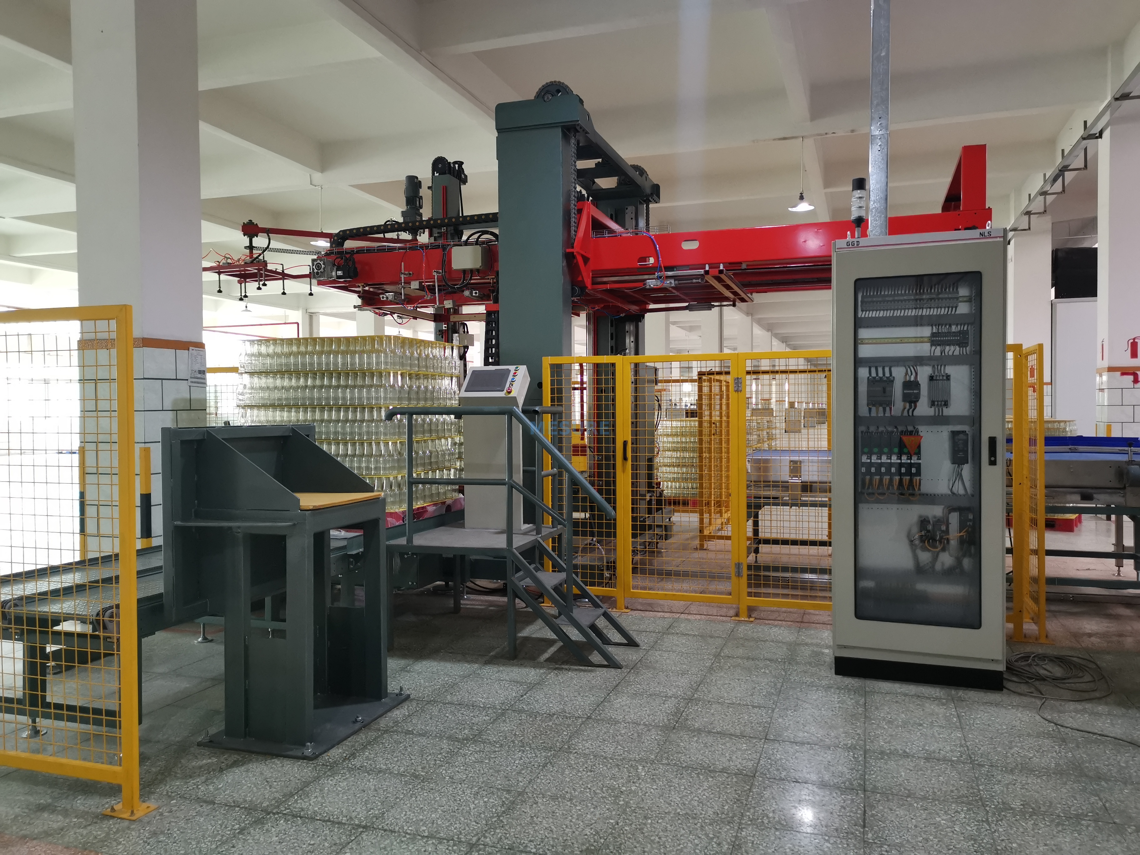 Automatic Column Type Robot Gantry Carton Box Case Pack 5 Gallon Glass Bottle Can Barrel Stacking Palletizer System Machine Equipment